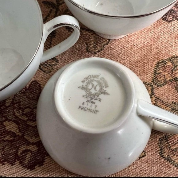 NORITAKE FREEMONT #6127
Set pieces 11cups - Picture 4 of 4